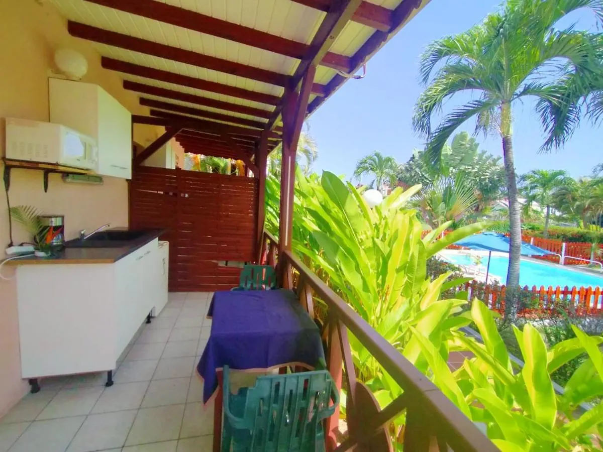 Bungalow Charmant: Sainte Rose Retreat with Shared Pool 0*, Sainte-Rose Guadeloupe